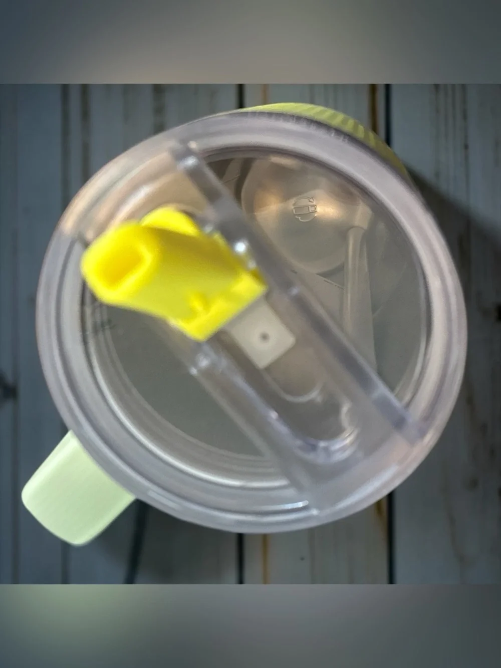 NIB! Stanley Quencher H2.0 FlowState Tumbler 40oz Flip Top Sage Green & Yellow